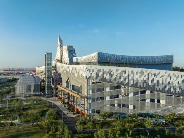 Baoshan Waste-to-Energy Center by Ballistic Architecture Machine (BAM)